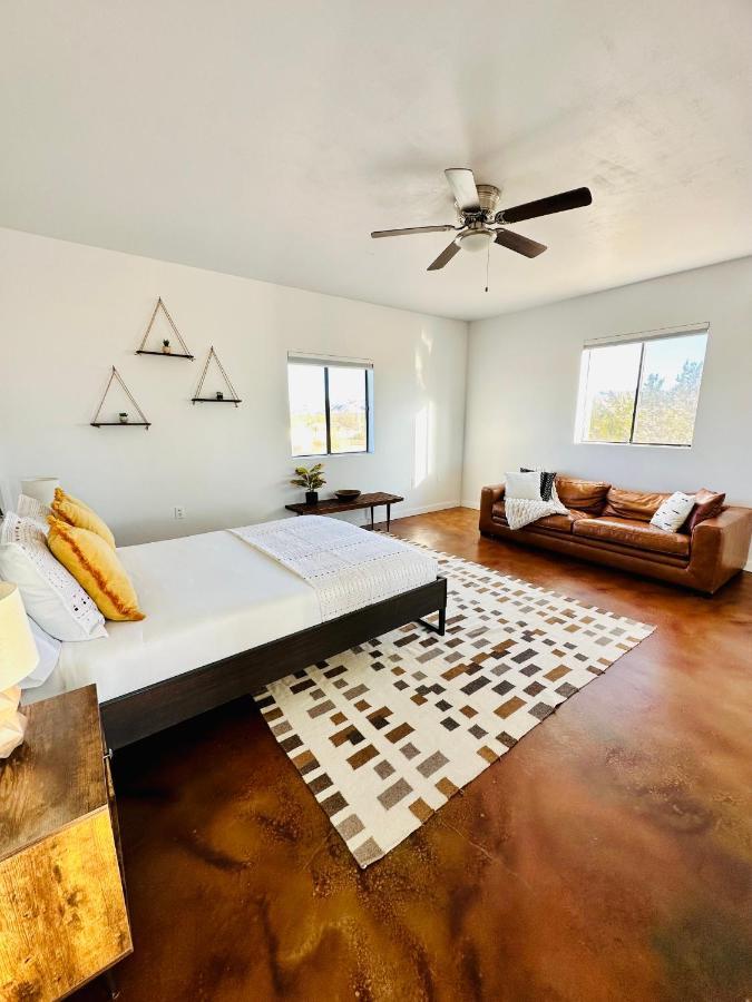 Ravens Nest Ranch, Fire Pit , Views, Near Jt Park! Villa Joshua Tree Esterno foto