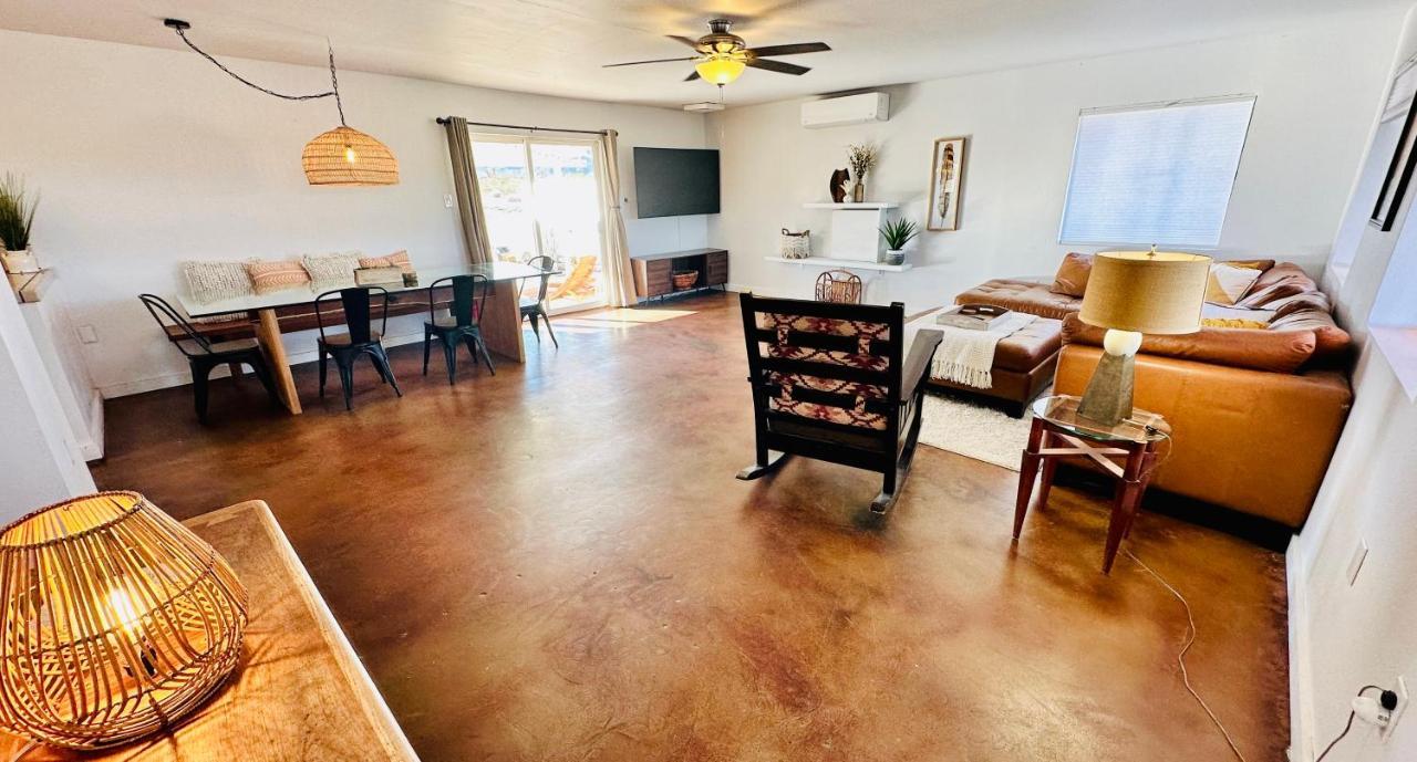 Ravens Nest Ranch, Fire Pit , Views, Near Jt Park! Villa Joshua Tree Esterno foto