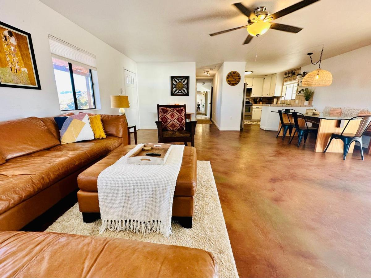 Ravens Nest Ranch, Fire Pit , Views, Near Jt Park! Villa Joshua Tree Esterno foto