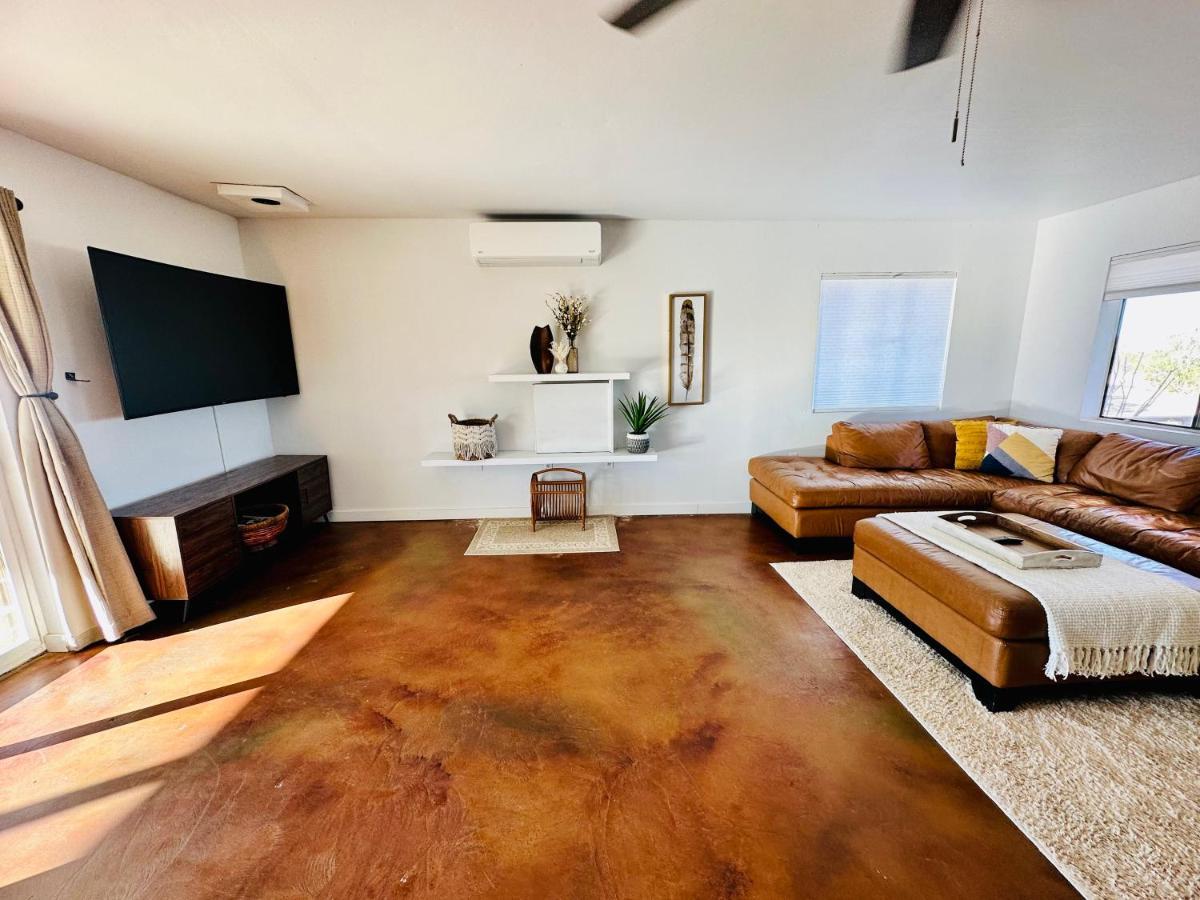 Ravens Nest Ranch, Fire Pit , Views, Near Jt Park! Villa Joshua Tree Esterno foto
