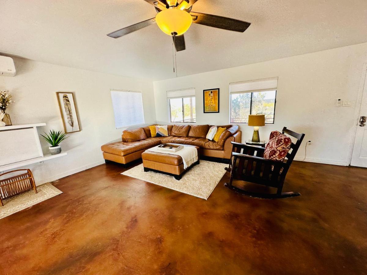 Ravens Nest Ranch, Fire Pit , Views, Near Jt Park! Villa Joshua Tree Esterno foto