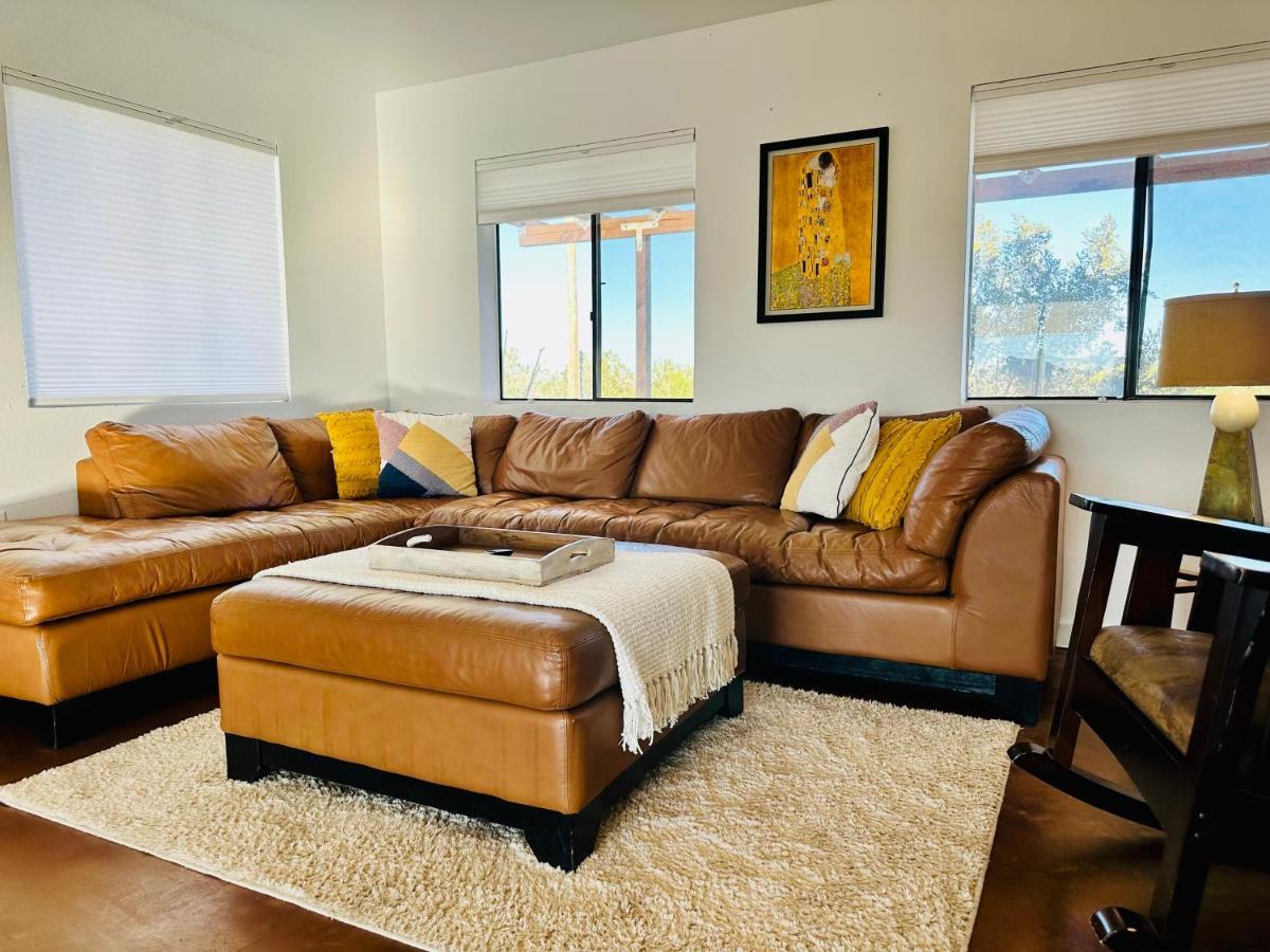 Ravens Nest Ranch, Fire Pit , Views, Near Jt Park! Villa Joshua Tree Esterno foto